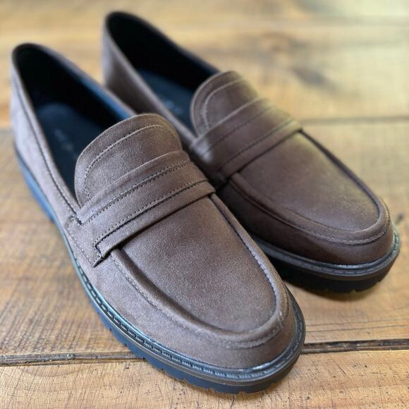 Indigo‎ Rd Womens Brown Loafer Slip On Faux Suede Shoes Size 8M - Picture 1 of 9